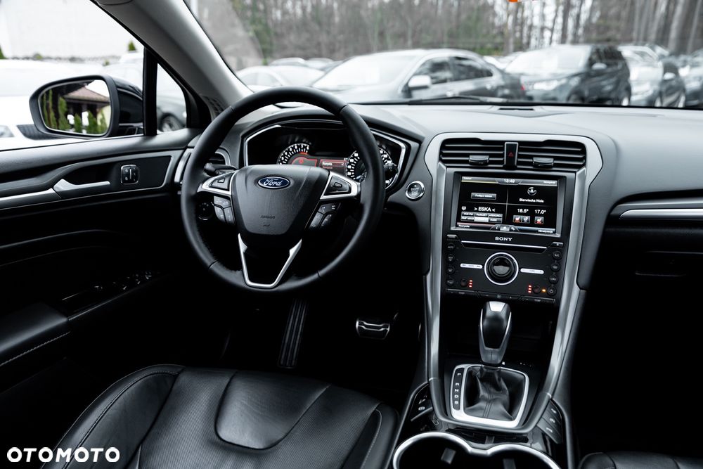 Ford Mondeo 2.0 EcoBoost ST-Line - 27