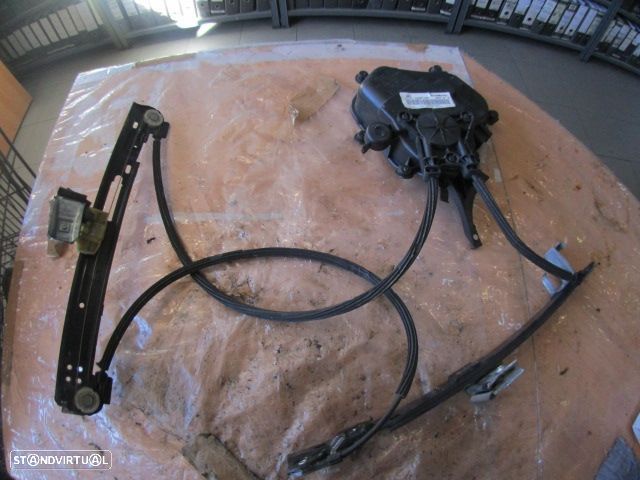 Elevador Sem Motor 6J3837402A SEAT IBIZA 6J  FASE 1 2009 1.4TDI 80CV 3P VERMELHO FD - 2