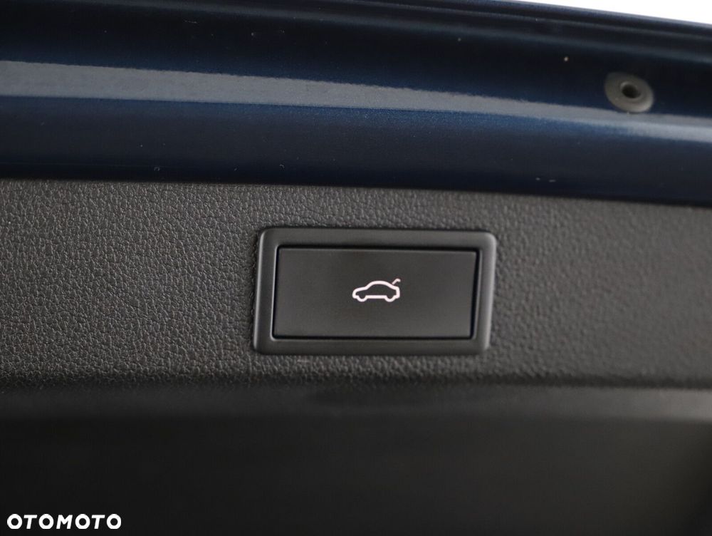 Skoda Superb 2.0 TDI SCR L&K DSG - 26