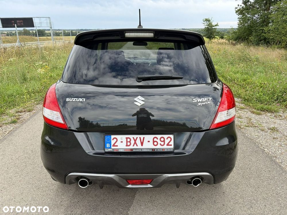 Suzuki Swift - 4