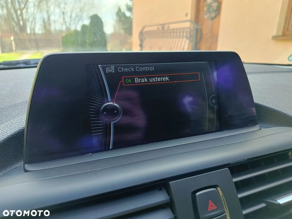 BMW Seria 1 116d DPF - 15