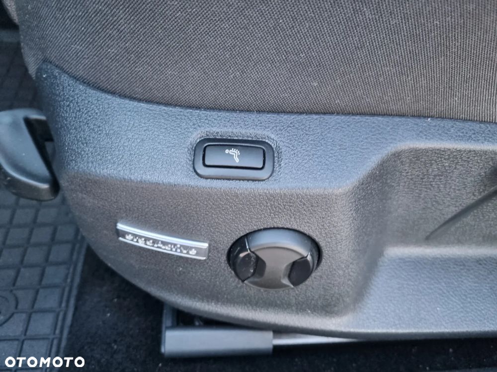 Volkswagen Golf 2.0 TDI SCR DSG R-Line - 21