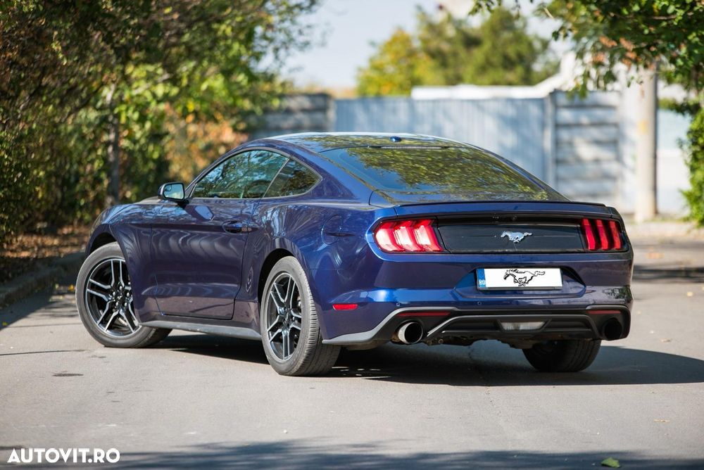 Ford Mustang 2.3 EcoBoost Aut. - 10
