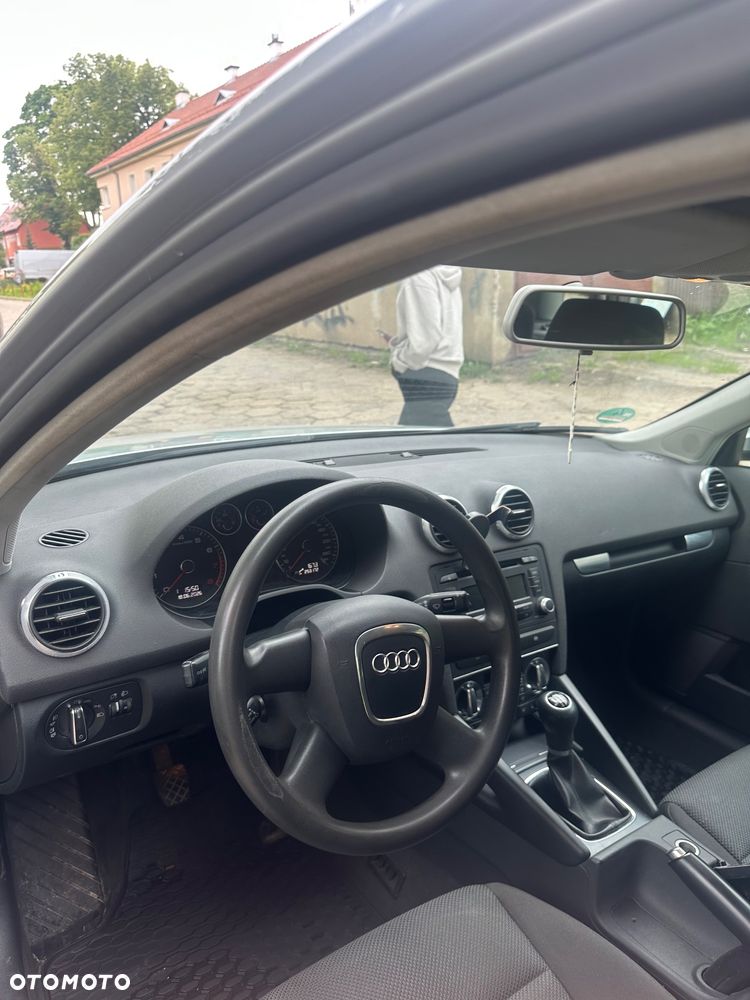 Audi A3 Sportback - 7