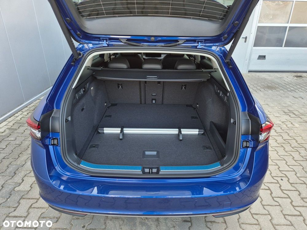 Skoda Superb 2.0 TSI L&K DSG - 22