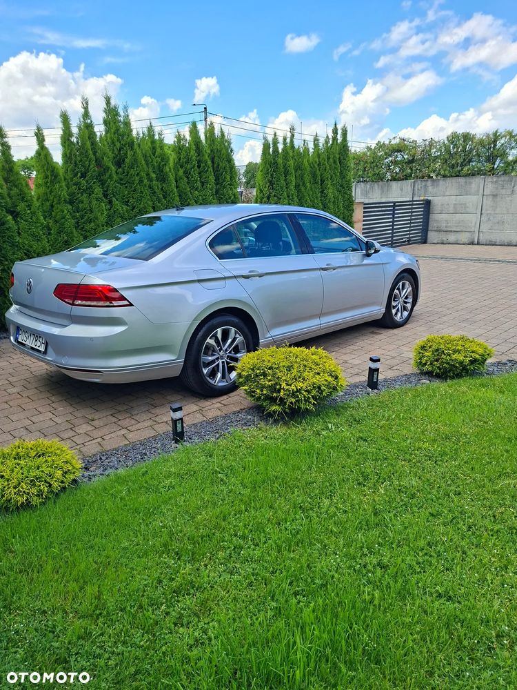 Volkswagen Passat - 5