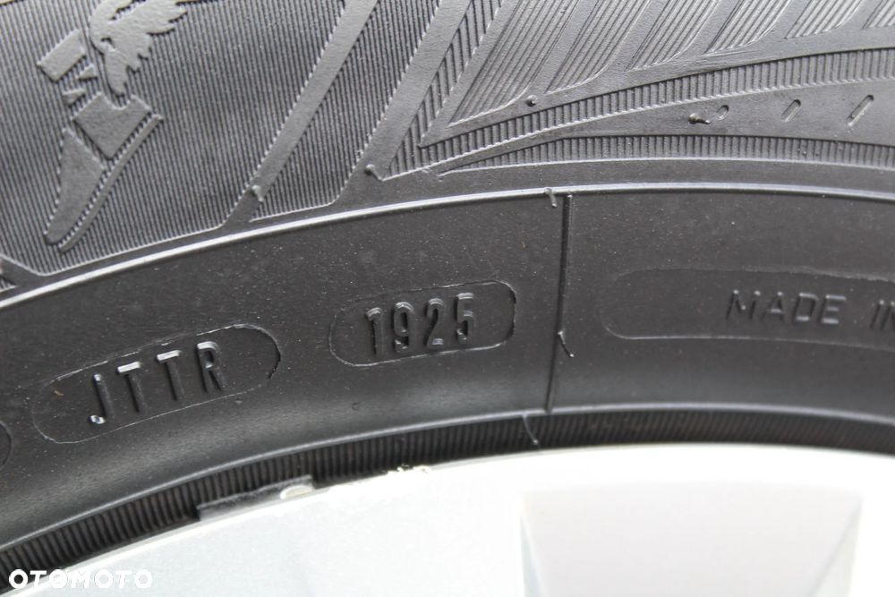 Volkswagen Golf - 15