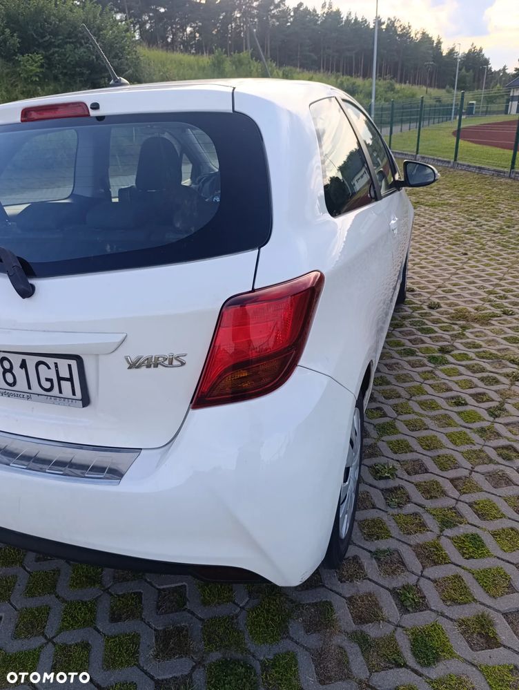 Toyota Yaris 1.0 Active EU6 - 6