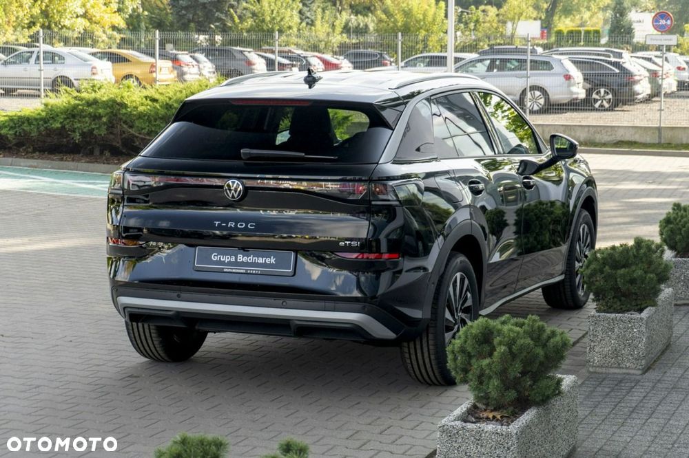 Volkswagen T-Roc - 9