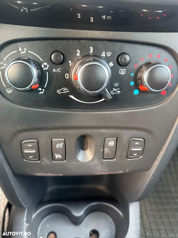 Dacia Sandero Stepway TCe 90 Prestige - 11