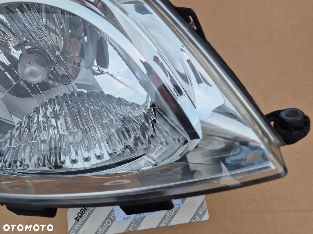 Fiat Fiorino lampa prawa.Nemo.Bipper.OE.100% - 2