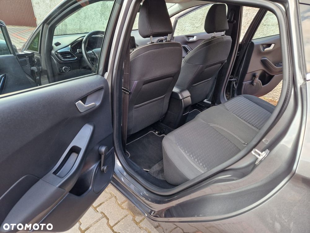 Ford Fiesta 1.1 S&S TITANIUM - 20