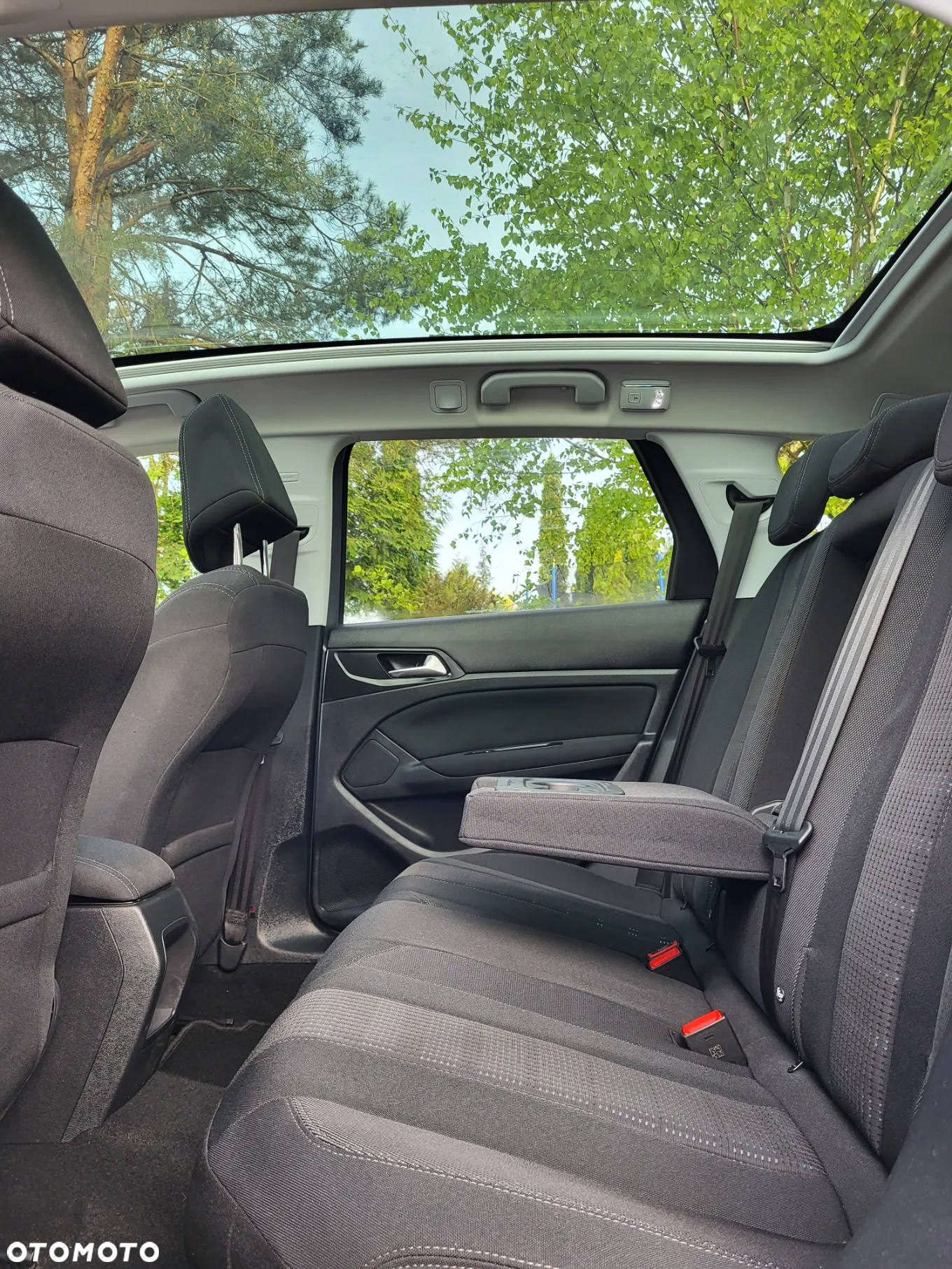 Peugeot 308 SW BlueHDi 120 Stop & Start Business-Line - 24