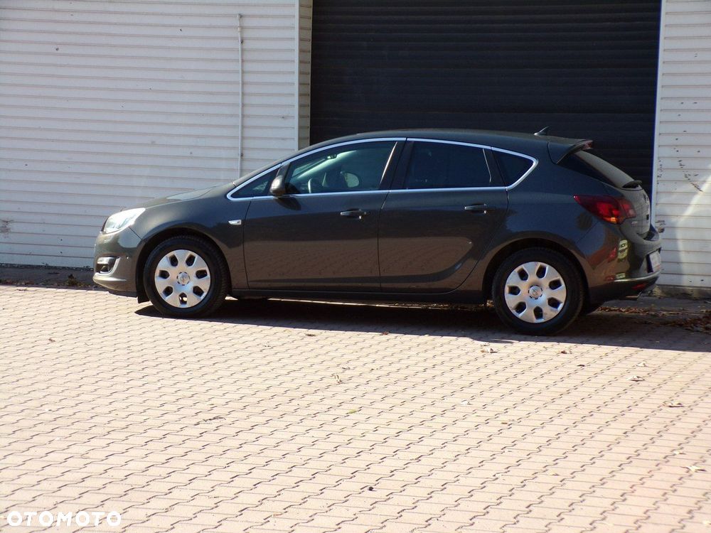 Opel Astra - 11