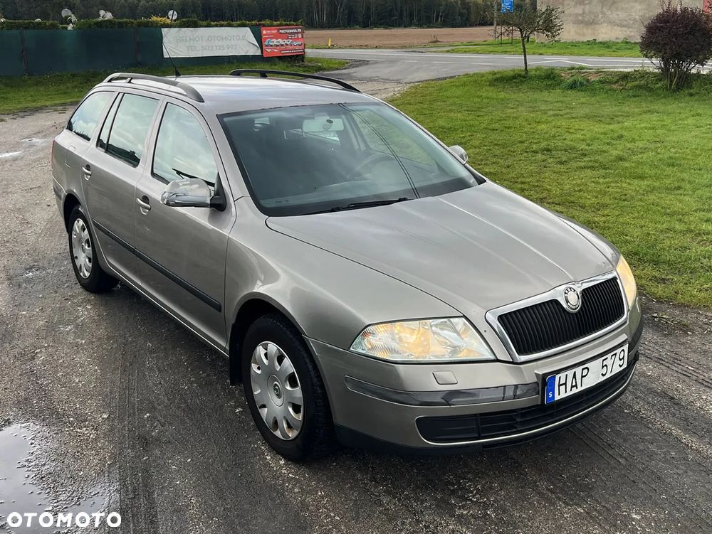 Skoda Octavia 1.6 - 11