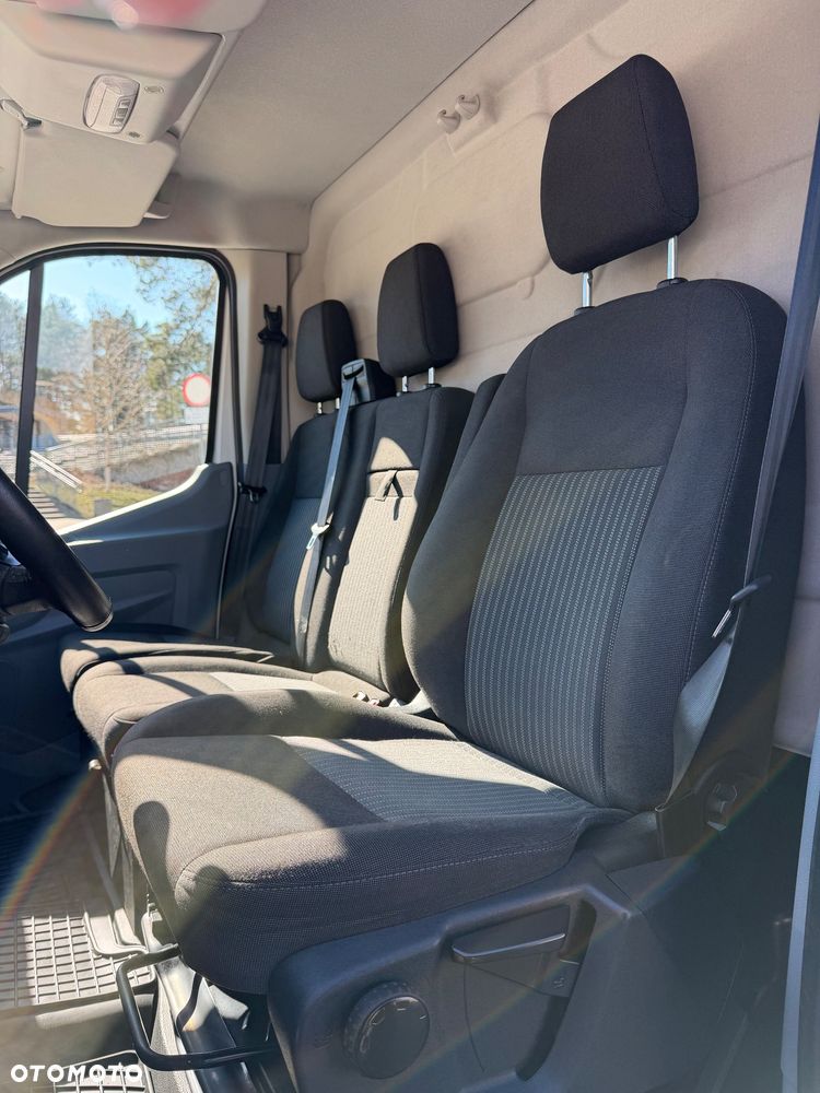 Ford Transit - 19