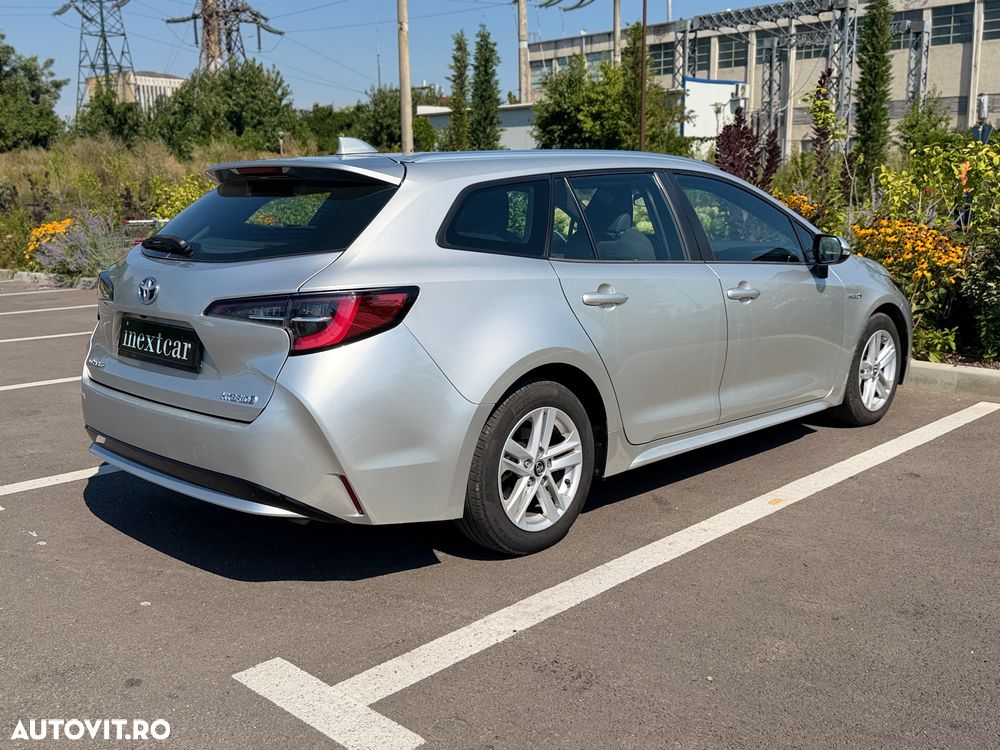 Toyota Corolla 1.8 Business Edition - 6