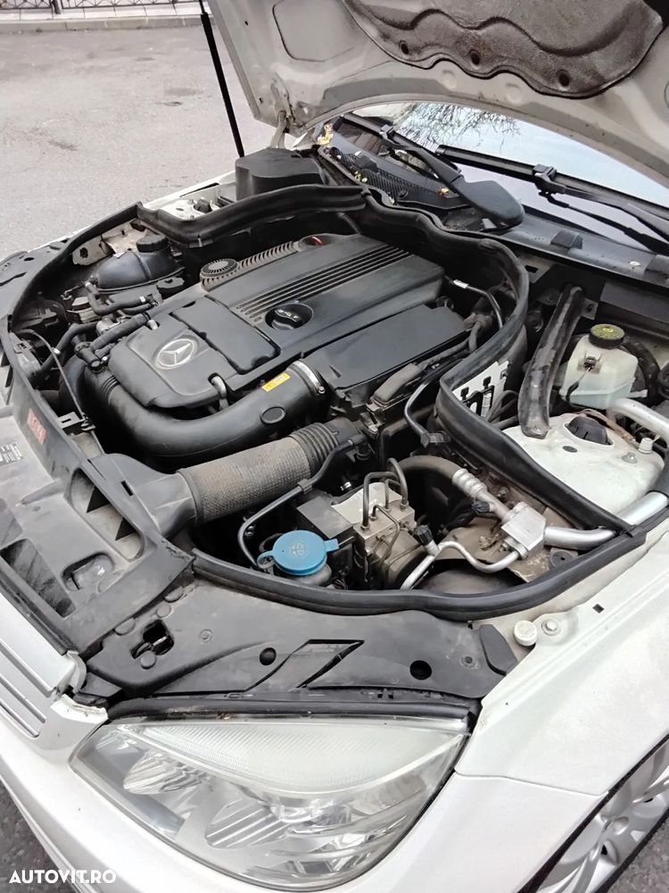 Mercedes-Benz C 180 CGI Automatik BlueEFFICIENCY Avantgarde - 14