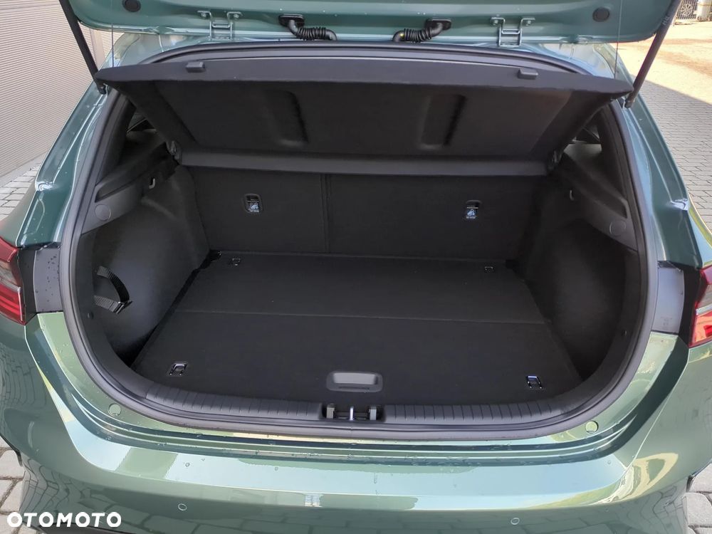 Kia Ceed 1.5 T-GDI Tribute DCT - 24