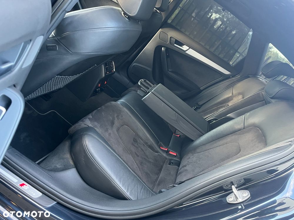 Audi A4 Avant 2.0 TDI DPF quattro S tronic S line Sportpaket - 6