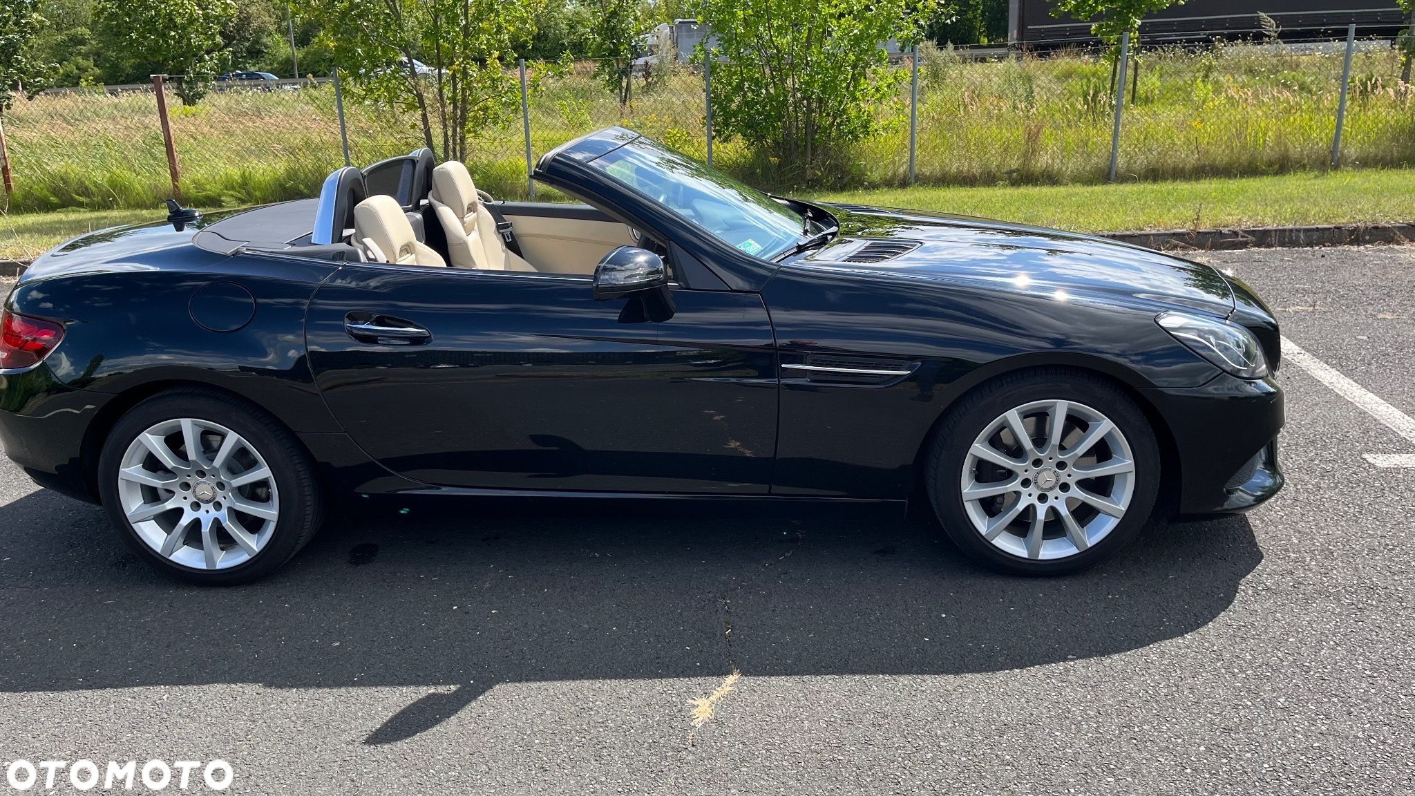 Mercedes-Benz SLC 300 9G-TRONIC Final Edition - 2