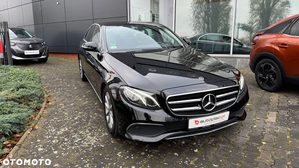 Mercedes-Benz Klasa E 200 d Business Edition 9G-TRONIC - 3