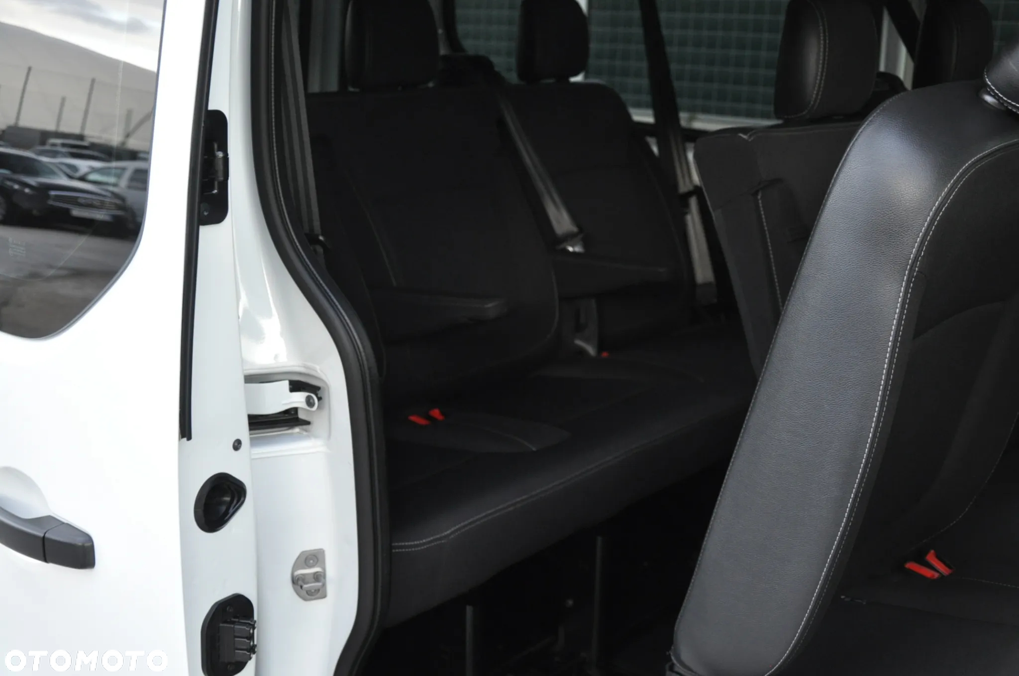 Renault Trafic - 17