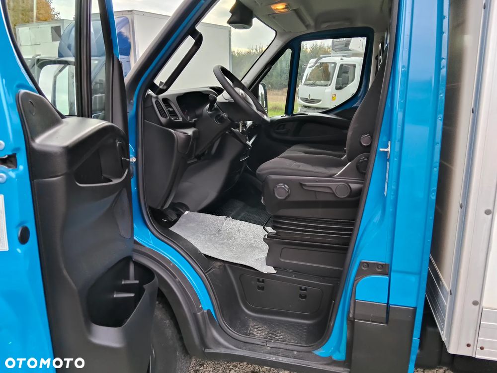 Iveco Daily 70C18 - 21