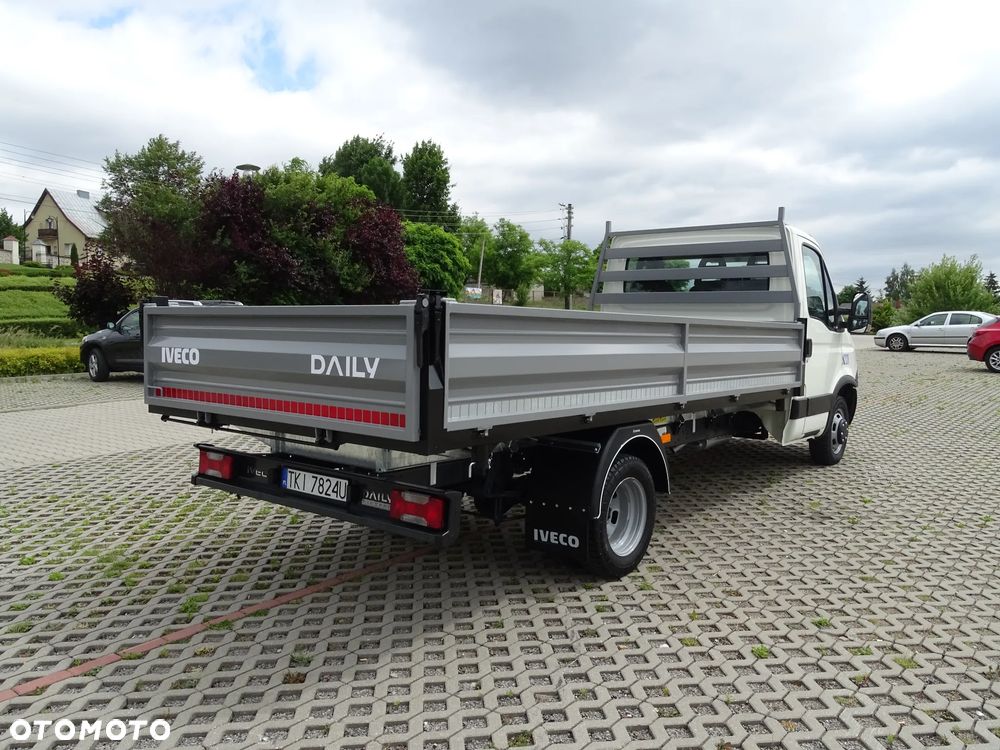 Iveco DAILY - 7