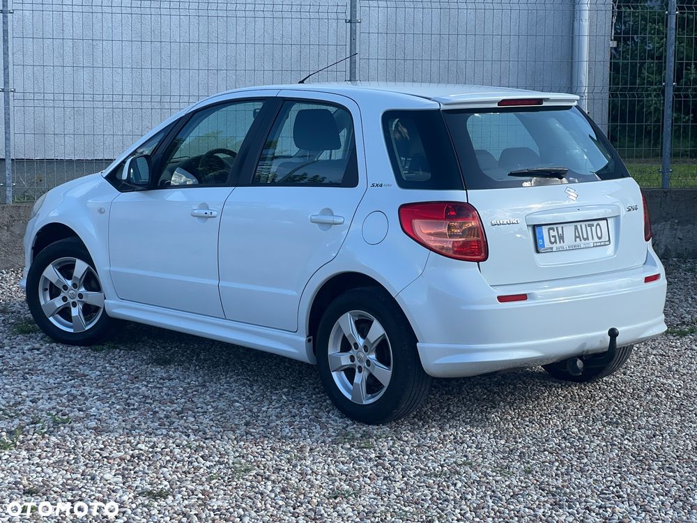 Suzuki SX4 1.6 VVT 4x2 City+ - 10