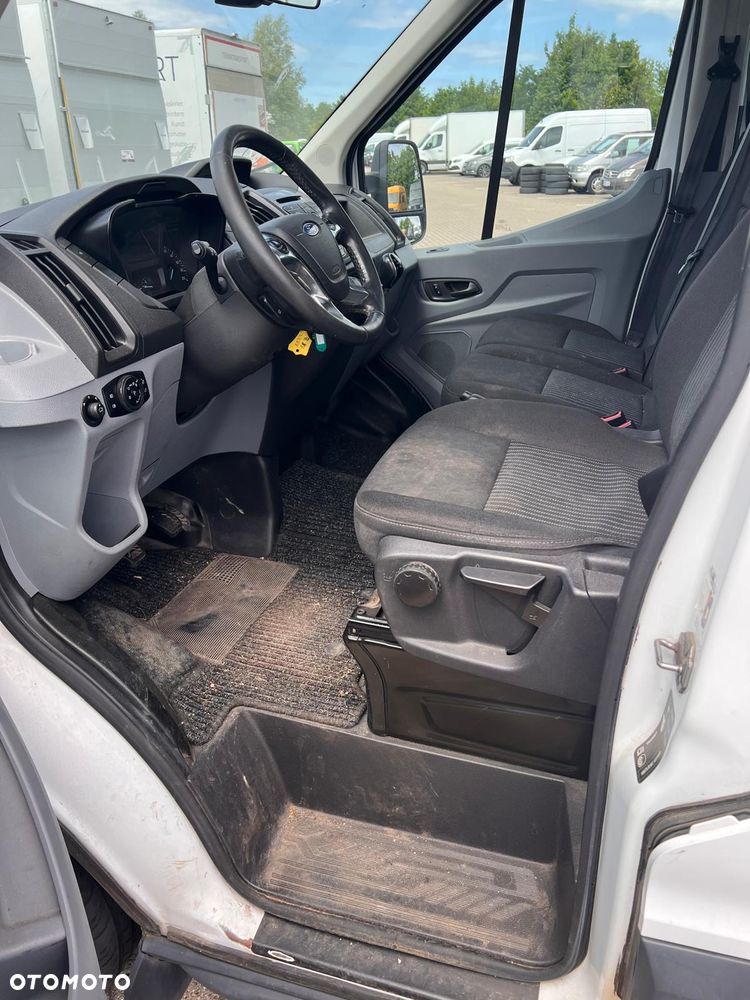 Ford Transit - 8