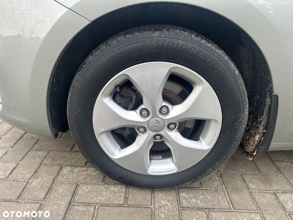 Kia Carens 1.6 GDI Business Line 7os EU6 - 13