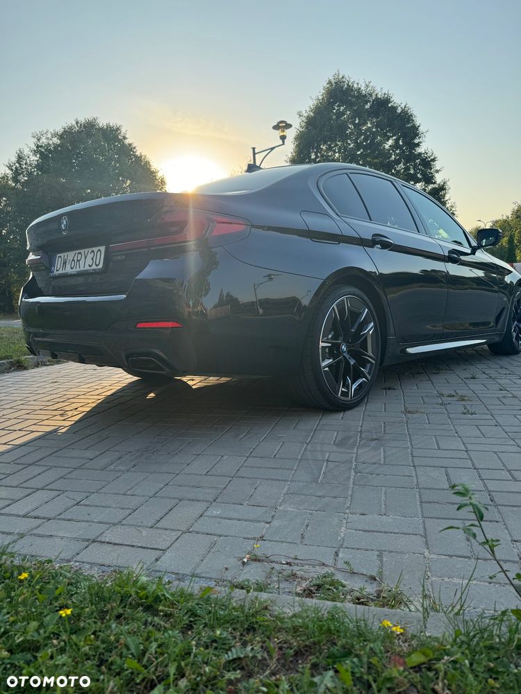 BMW Seria 5 530d xDrive mHEV M Sport sport - 7
