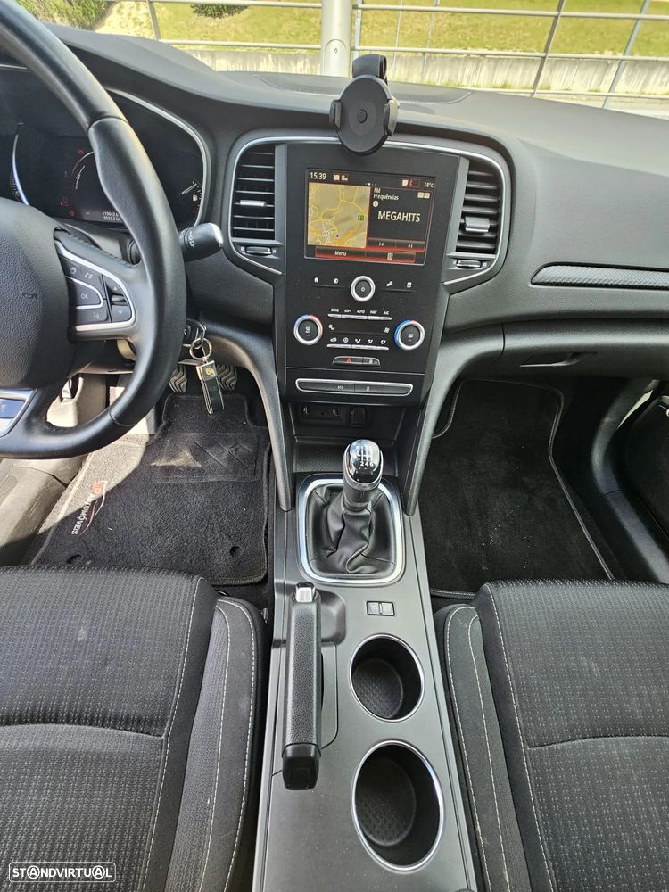 Renault Mégane Sport Tourer 1.5 dCi Comfort SS - 4