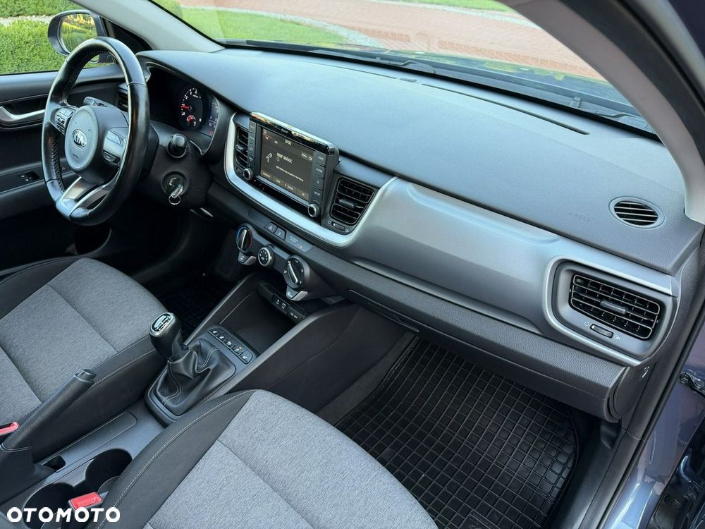 Kia Stonic - 35