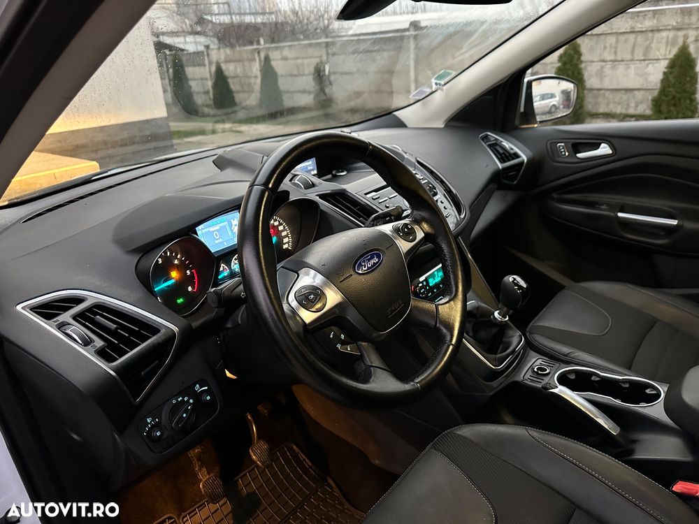 Ford Kuga 2.0 TDCi 2x4 Trend - 7