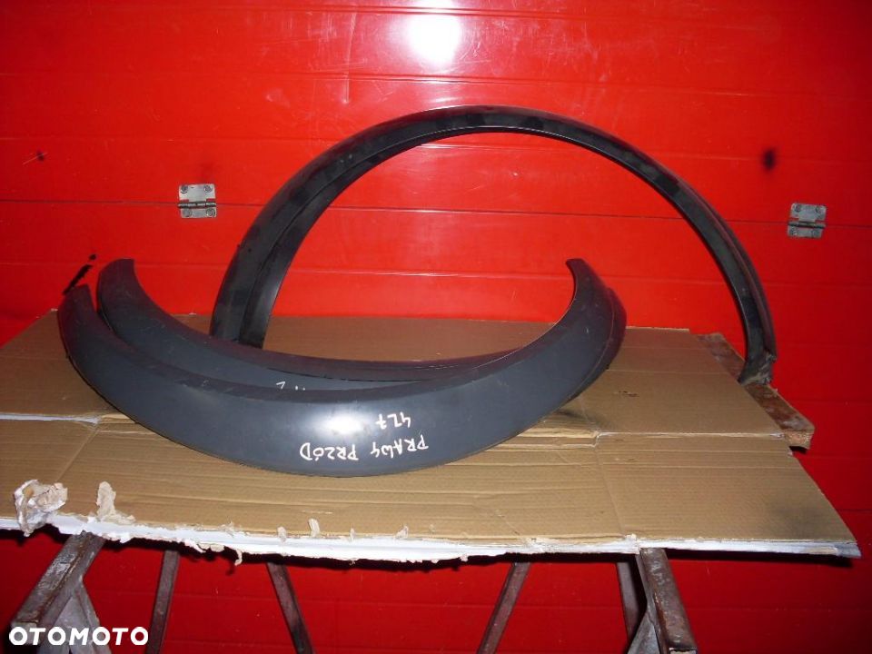 NAKŁADKA LISTWA NA BŁOTNIK AUDI A6 ALLROAD TYŁ c5 4b 4b0 - 1