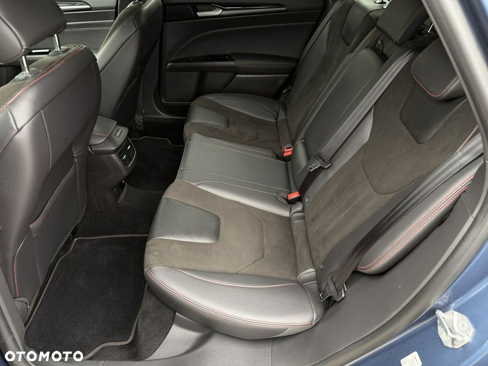 Ford Mondeo 2.0 TDCi STart-Stopp ST-Line - 20