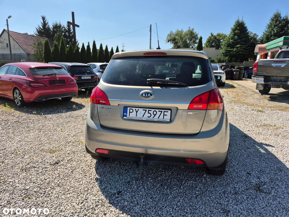 Kia Venga 1.4 CRDi 90 Edition 7 - 4
