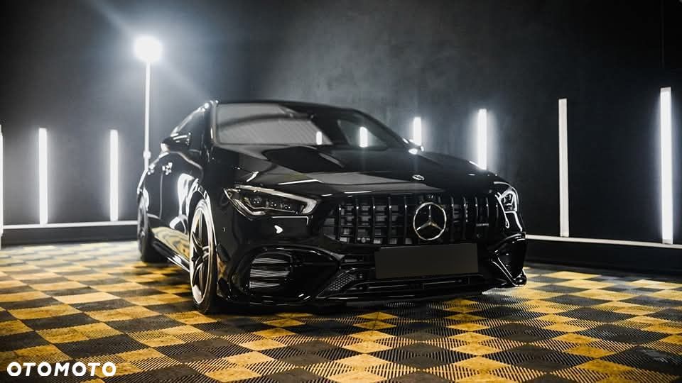 Mercedes-Benz CLA - 2