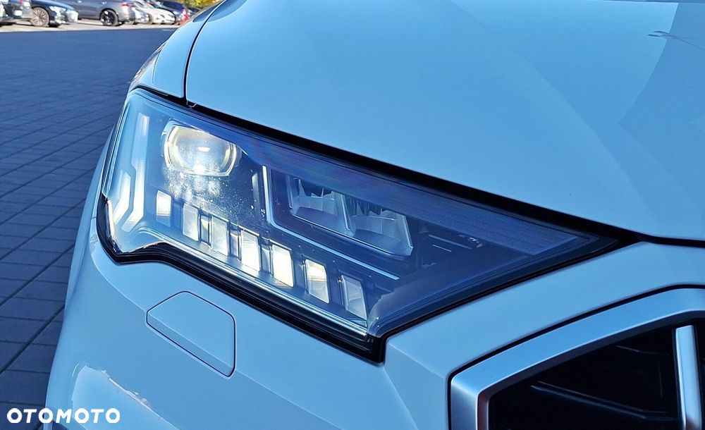 Audi Q7 - 30