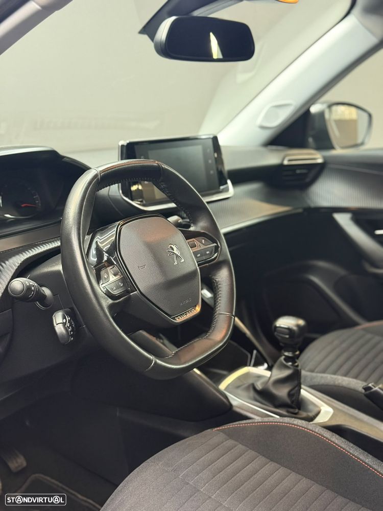 Peugeot 2008 1.2 PureTech Active - 15
