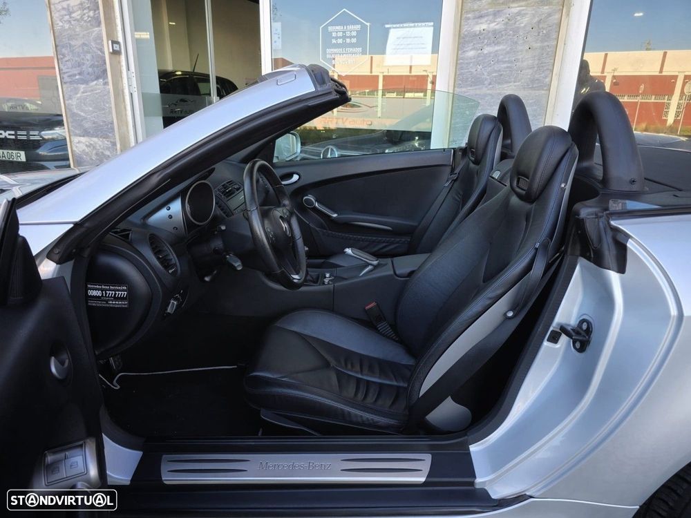 Mercedes-Benz SLK 200 (BlueEFFICIENCY) - 27