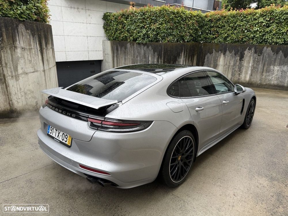Porsche Panamera 4 E-Hybrid Platinum Edition - 7