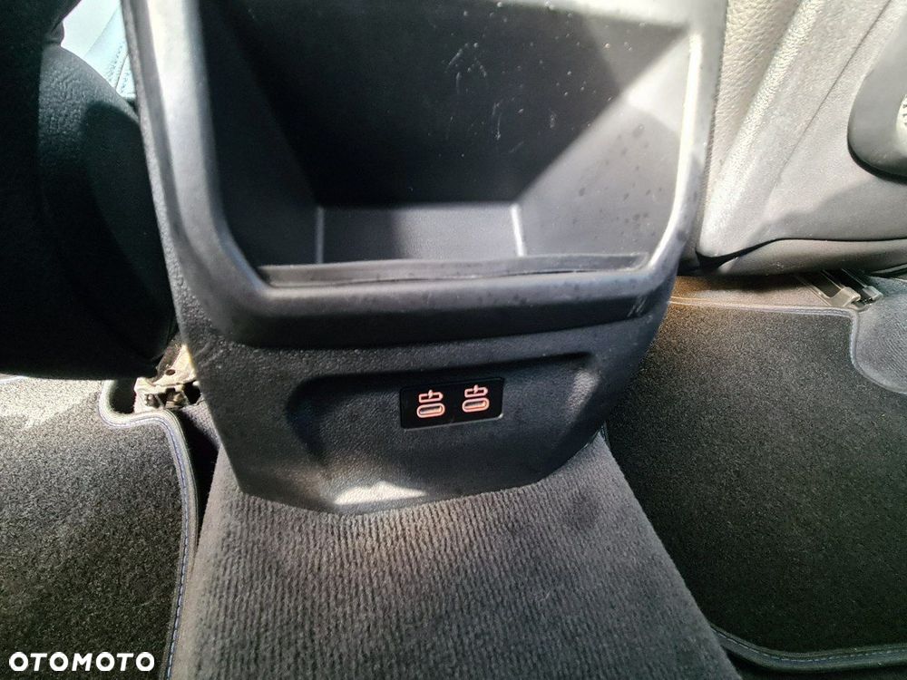 BMW Seria 1 118i M Sport - 30