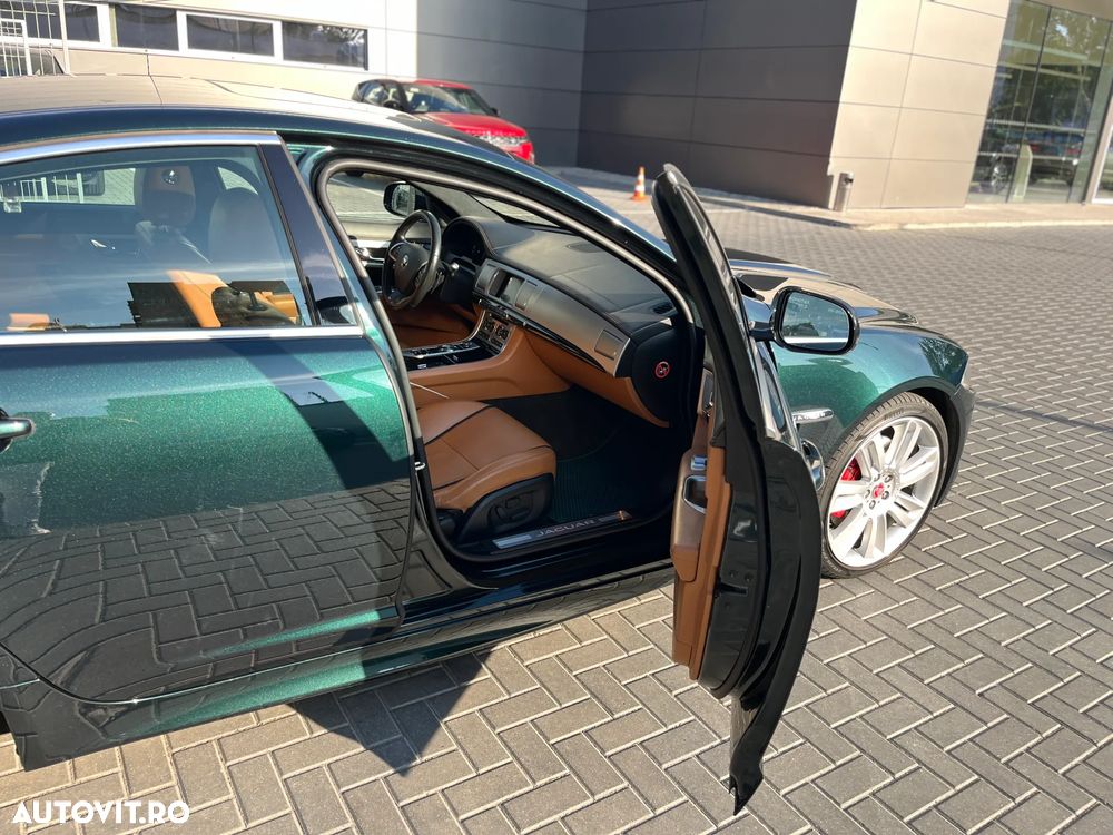 Jaguar XF 3.0D S Portfolio - 3