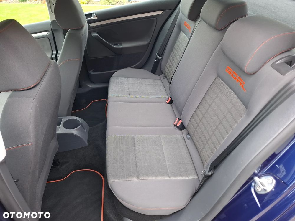 Volkswagen Golf 1.6 Goal - 8
