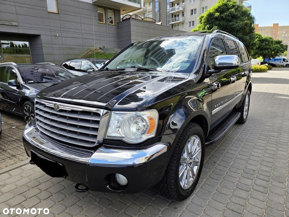 Chrysler Aspen - 4