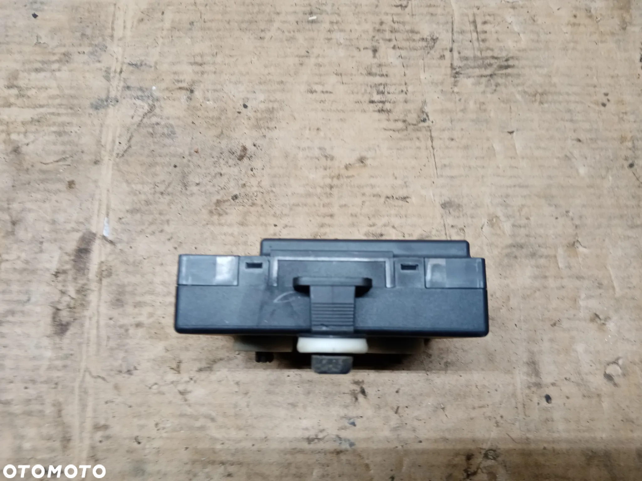 Moduł sterownik drzwi lewy tył Audi A6 C6 4F0959795E - 4