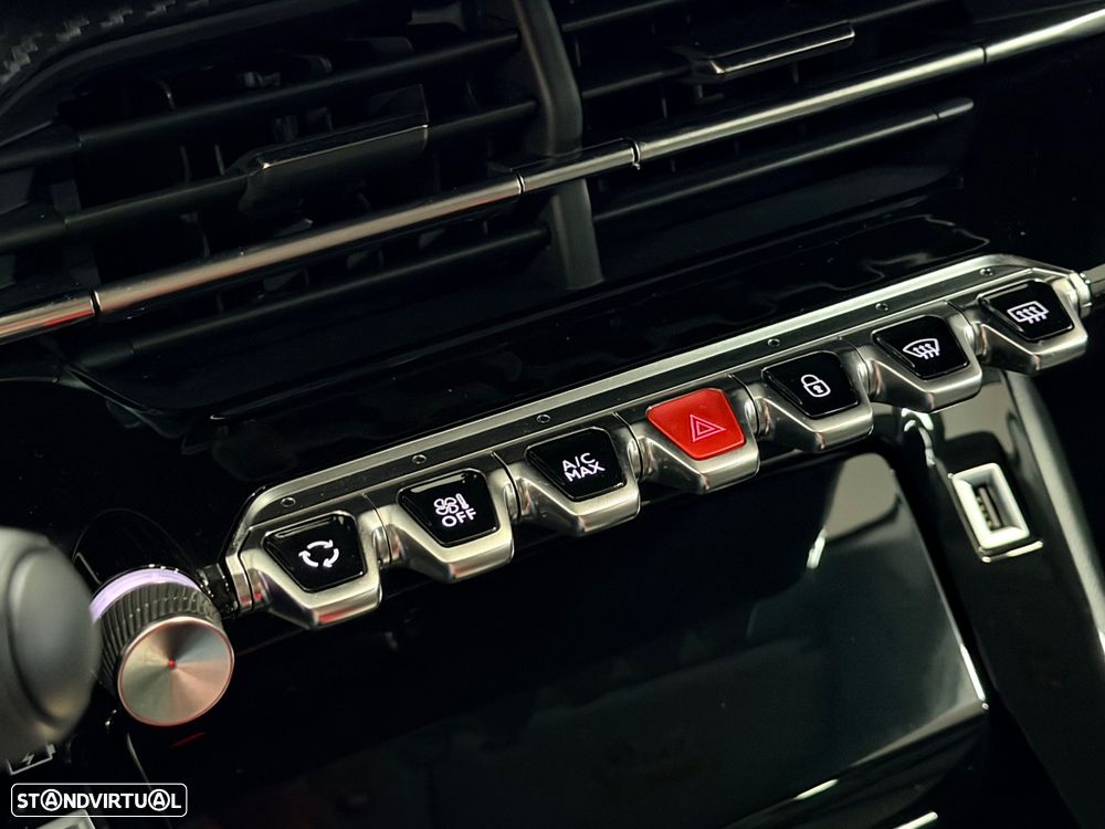 Peugeot e-208 E-Style — fotografia 7